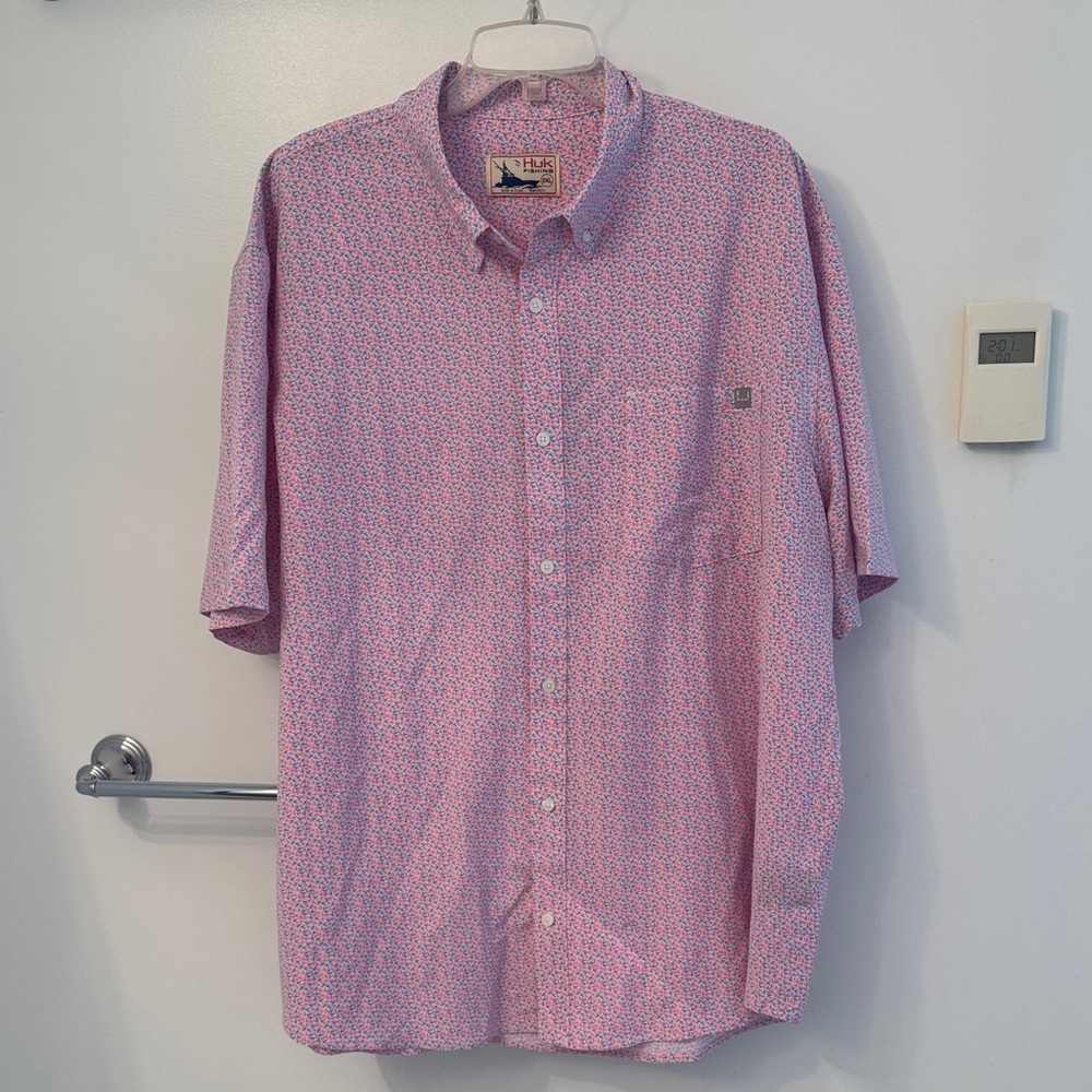 Huk Kona Men's Casual Shirt with Pink and Blue Lure Design